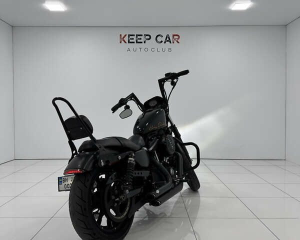 Чорний Харлей-Девідсон 883 Iron, об'ємом двигуна 0.88 л та пробігом 7 тис. км за 10700 $, фото 12 на Automoto.ua