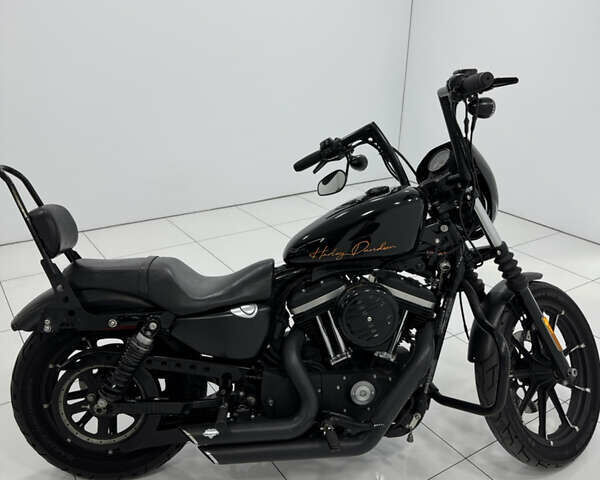 Чорний Харлей-Девідсон 883 Iron, об'ємом двигуна 0.88 л та пробігом 7 тис. км за 10700 $, фото 17 на Automoto.ua