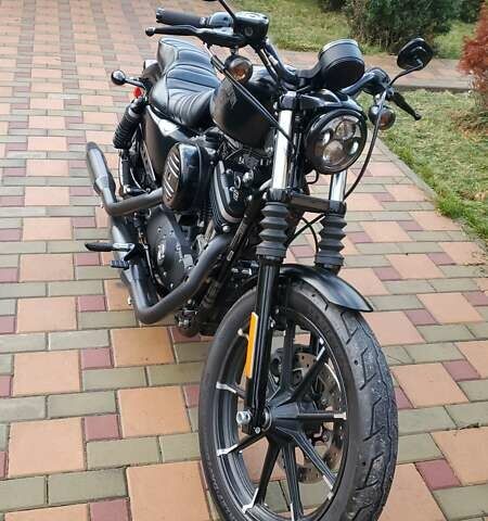 Черный Харлей-Дэвидсон 883 Iron, объемом двигателя 0.9 л и пробегом 12 тыс. км за 8500 $, фото 3 на Automoto.ua