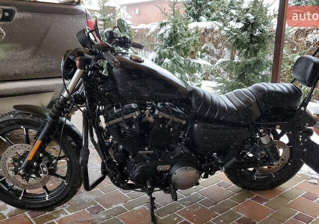 Черный Харлей-Дэвидсон 883 Iron, объемом двигателя 0.9 л и пробегом 12 тыс. км за 8500 $, фото 5 на Automoto.ua