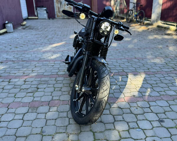 Серый Харлей-Дэвидсон 883 Iron, объемом двигателя 0.88 л и пробегом 14 тыс. км за 8777 $, фото 2 на Automoto.ua