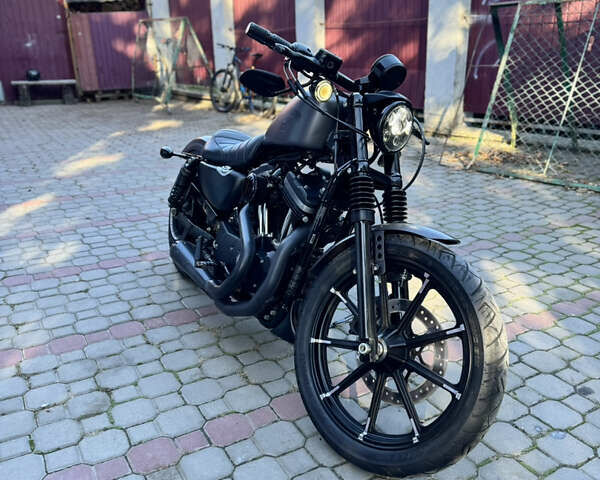 Серый Харлей-Дэвидсон 883 Iron, объемом двигателя 0.88 л и пробегом 14 тыс. км за 8777 $, фото 3 на Automoto.ua