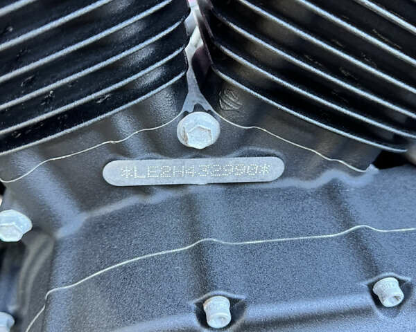 Серый Харлей-Дэвидсон 883 Iron, объемом двигателя 0.88 л и пробегом 14 тыс. км за 8777 $, фото 14 на Automoto.ua