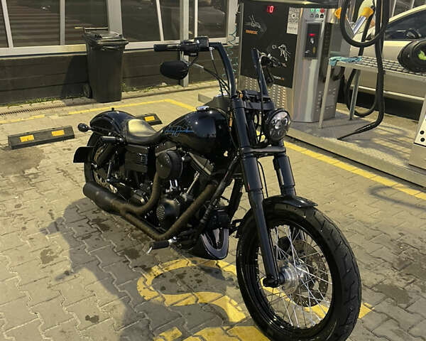 Черный Харлей-Дэвидсон Дина, объемом двигателя 1.6 л и пробегом 33 тыс. км за 9800 $, фото 10 на Automoto.ua