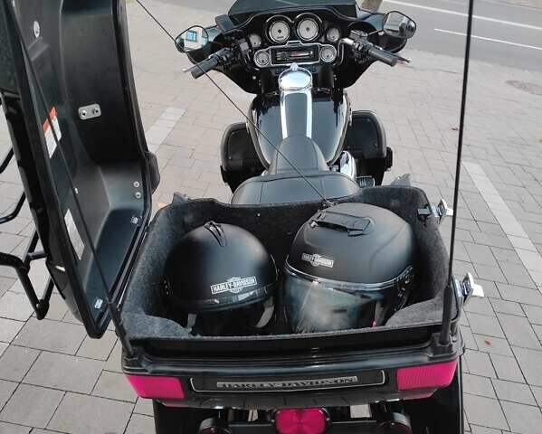 Чорний Харлей-Девідсон ФЛХКС, об'ємом двигуна 1.7 л та пробігом 75 тис. км за 15300 $, фото 9 на Automoto.ua