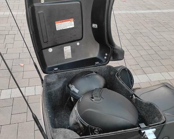 Чорний Харлей-Девідсон ФЛХКС, об'ємом двигуна 1.7 л та пробігом 75 тис. км за 15300 $, фото 8 на Automoto.ua