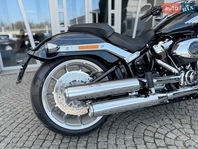Чорний Харлей-Девідсон Фет Бой, об'ємом двигуна 1.92 л та пробігом 3 тис. км за 32701 $, фото 8 на Automoto.ua