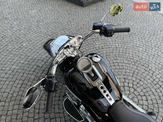 Чорний Харлей-Девідсон Фет Бой, об'ємом двигуна 1.92 л та пробігом 3 тис. км за 32701 $, фото 6 на Automoto.ua