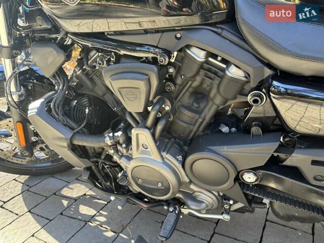 Чорний Харлей-Девідсон Найтстер, об'ємом двигуна 1 л та пробігом 2 тис. км за 13700 $, фото 9 на Automoto.ua