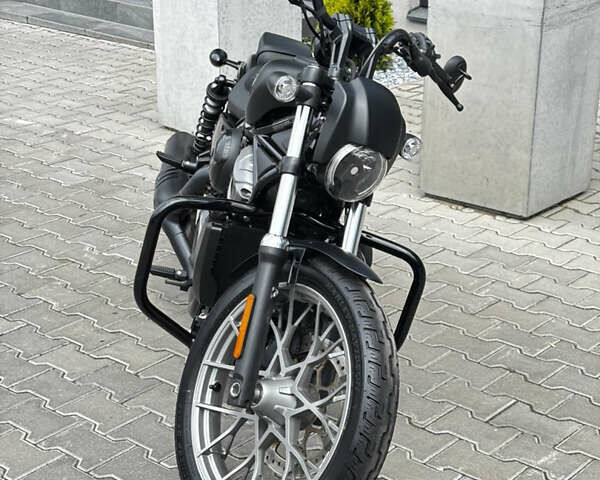 Черный Харлей-Дэвидсон Найтстер, объемом двигателя 0.9 л и пробегом 4 тыс. км за 13666 $, фото 2 на Automoto.ua