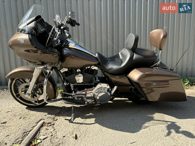 Коричневый Харлей-Дэвидсон Роад Глайд, объемом двигателя 1.7 л и пробегом 40 тыс. км за 15000 $, фото 11 на Automoto.ua
