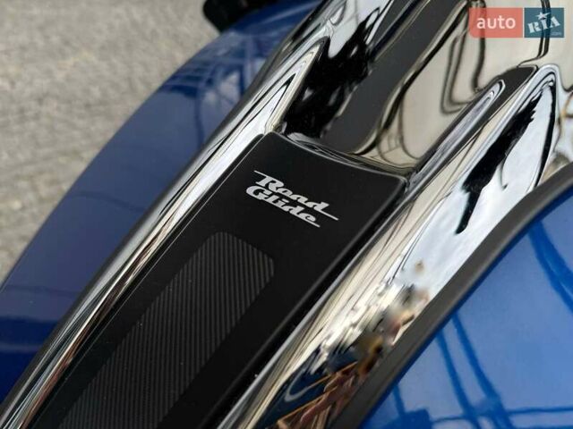 Синій Харлей-Девідсон Роад Глайд, об'ємом двигуна 1.92 л та пробігом 7 тис. км за 34803 $, фото 5 на Automoto.ua