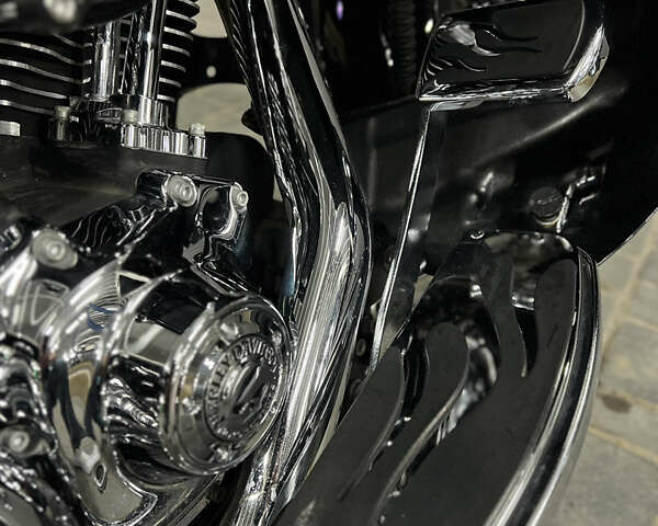 Черный Харлей-Дэвидсон Роад Кинг, объемом двигателя 1.6 л и пробегом 53 тыс. км за 15000 $, фото 12 на Automoto.ua
