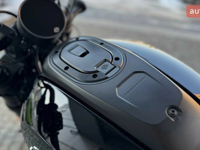 Харлей-Дэвидсон Спорстстер, объемом двигателя 1.25 л и пробегом 0 тыс. км за 22804 $, фото 2 на Automoto.ua