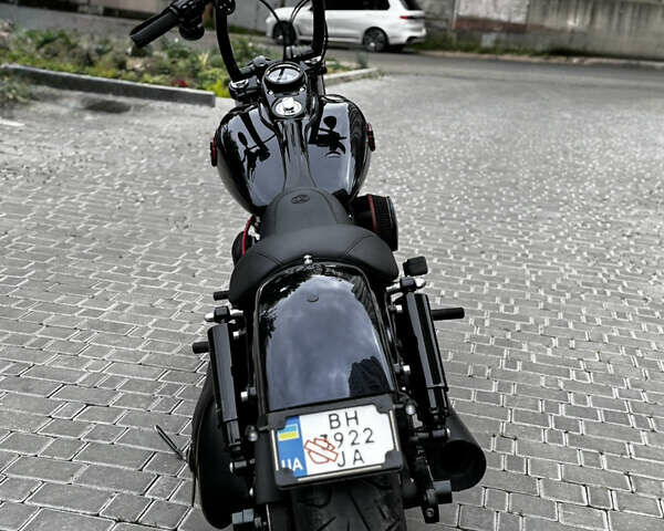 Синий Харлей-Дэвидсон Стрит Боб, объемом двигателя 1.69 л и пробегом 15 тыс. км за 11200 $, фото 8 на Automoto.ua