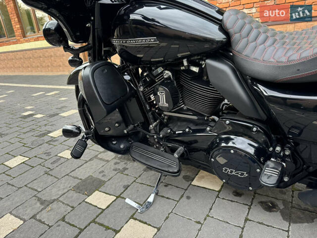 Черный Харлей-Дэвидсон Стрит Глиде, объемом двигателя 1.8 л и пробегом 91 тыс. км за 19500 $, фото 18 на Automoto.ua