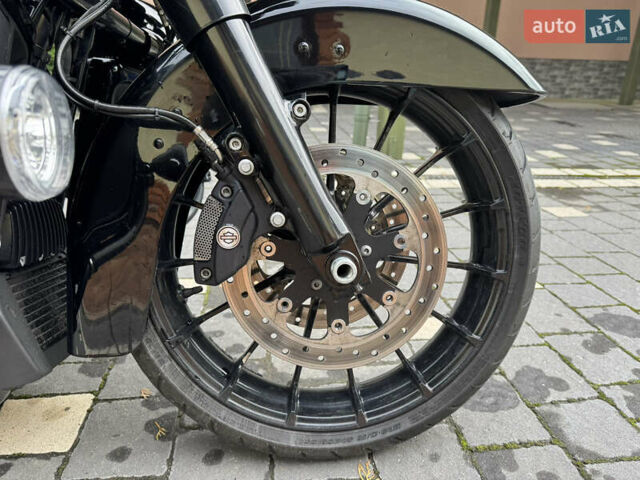 Черный Харлей-Дэвидсон Стрит Глиде, объемом двигателя 1.8 л и пробегом 91 тыс. км за 19500 $, фото 14 на Automoto.ua