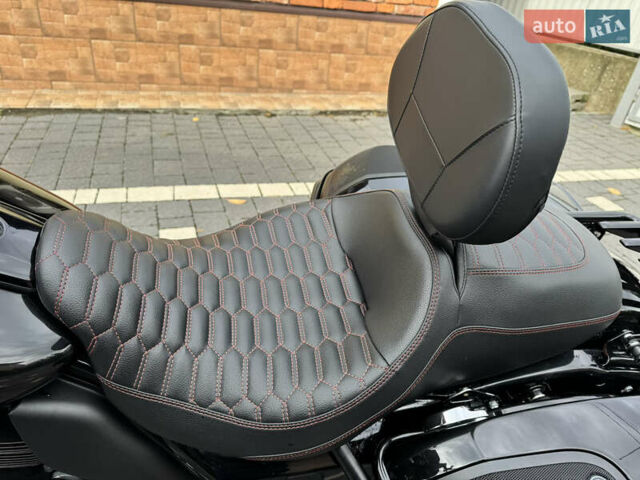 Черный Харлей-Дэвидсон Стрит Глиде, объемом двигателя 1.8 л и пробегом 91 тыс. км за 19500 $, фото 8 на Automoto.ua