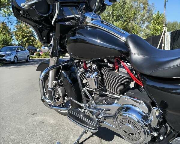 Черный Харлей-Дэвидсон Стрит Глиде, объемом двигателя 1.8 л и пробегом 67 тыс. км за 15500 $, фото 8 на Automoto.ua