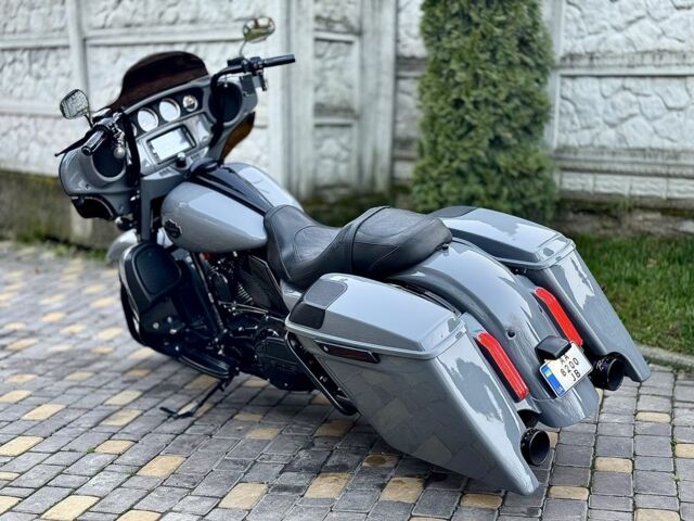 Харлей-Дэвидсон Стрит Глиде, объемом двигателя 1.7 л и пробегом 0 тыс. км за 16000 $, фото 6 на Automoto.ua
