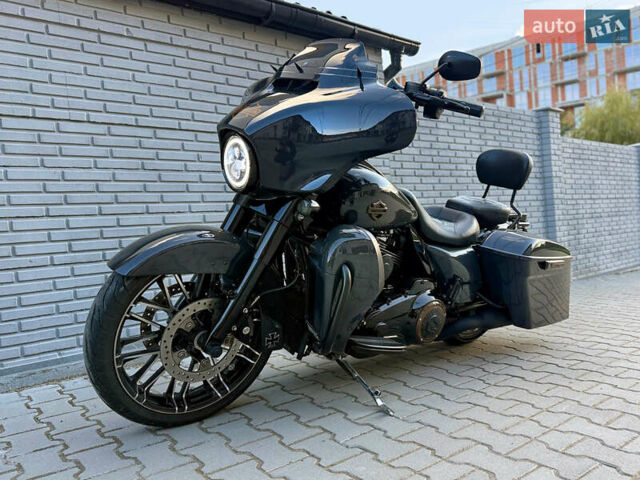 Серый Харлей-Дэвидсон Стрит Глиде, объемом двигателя 1.87 л и пробегом 11 тыс. км за 27300 $, фото 11 на Automoto.ua
