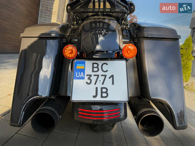 Серый Харлей-Дэвидсон Стрит Глиде, объемом двигателя 1.87 л и пробегом 11 тыс. км за 27300 $, фото 16 на Automoto.ua