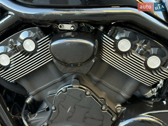 Черный Харлей-Дэвидсон В-Род, объемом двигателя 1.3 л и пробегом 61 тыс. км за 13700 $, фото 17 на Automoto.ua