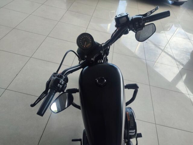 Черный Харлей-Дэвидсон XЛ, объемом двигателя 0.8 л и пробегом 3 тыс. км за 8490 $, фото 13 на Automoto.ua