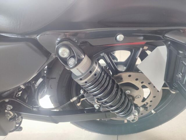 Черный Харлей-Дэвидсон XЛ, объемом двигателя 0.8 л и пробегом 3 тыс. км за 8490 $, фото 16 на Automoto.ua