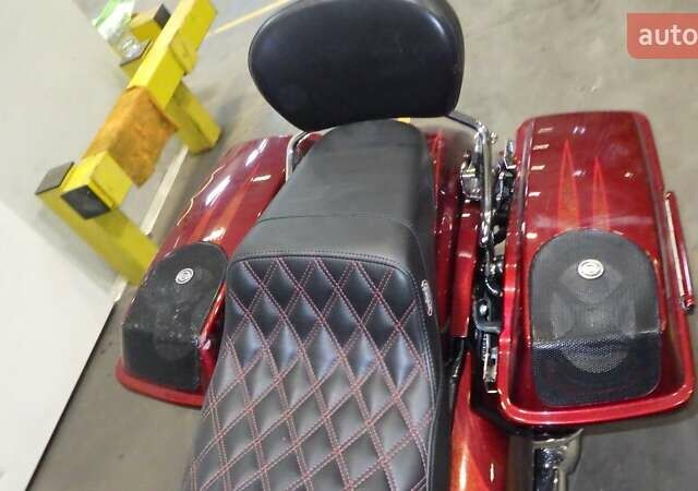 Харлей-Дэвидсон CVO 2013 в Одессе на Automoto.ua Красный Харлей-Дэвидсон CVO, объемом двигателя 1.8 л и пробегом 100 тыс. км за 16000 $, фото 1 на Automoto.ua