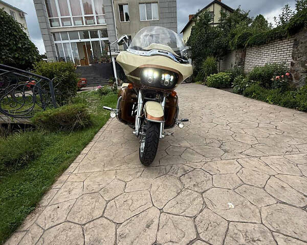 Харлей-Дэвидсон CVO Road Glide, объемом двигателя 1.8 л и пробегом 17 тыс. км за 37000 $, фото 1 на Automoto.ua