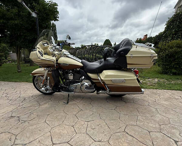 Харлей-Дэвидсон CVO Road Glide, объемом двигателя 1.8 л и пробегом 17 тыс. км за 37000 $, фото 6 на Automoto.ua