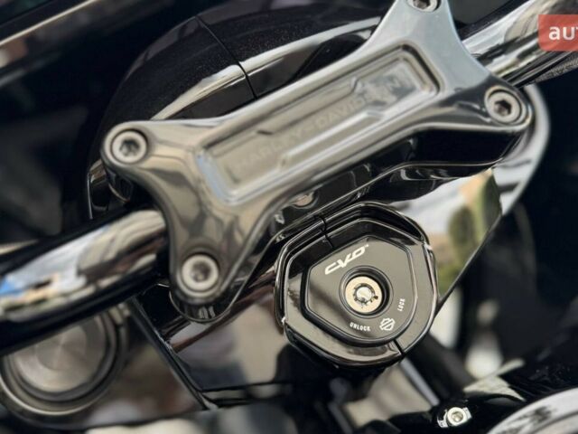 Харлей-Дэвидсон CVO Road Glide 2025 в Киеве на Automoto.ua Харлей-Дэвидсон CVO Road Glide, объемом двигателя 1.98 л и пробегом 0 тыс. км за 61872 $, фото 21 на Automoto.ua