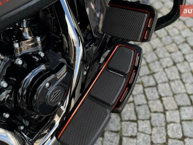 Харлей-Дэвидсон CVO Road Glide 2025 в Киеве на Automoto.ua Харлей-Дэвидсон CVO Road Glide, объемом двигателя 1.98 л и пробегом 0 тыс. км за 61872 $, фото 15 на Automoto.ua