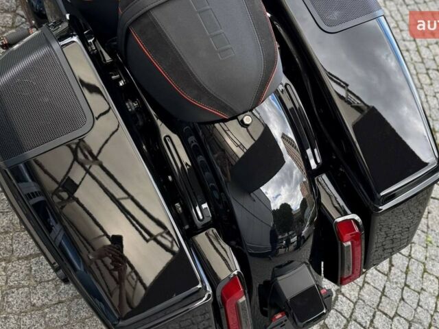 Харлей-Дэвидсон CVO Road Glide, объемом двигателя 1.98 л и пробегом 0 тыс. км за 61678 $, фото 29 на Automoto.ua