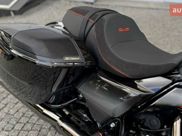 Харлей-Дэвидсон CVO Road Glide, объемом двигателя 1.98 л и пробегом 0 тыс. км за 61678 $, фото 26 на Automoto.ua