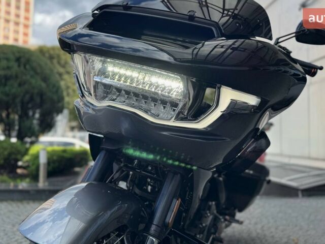 Харлей-Дэвидсон CVO Road Glide, объемом двигателя 1.98 л и пробегом 0 тыс. км за 61678 $, фото 8 на Automoto.ua