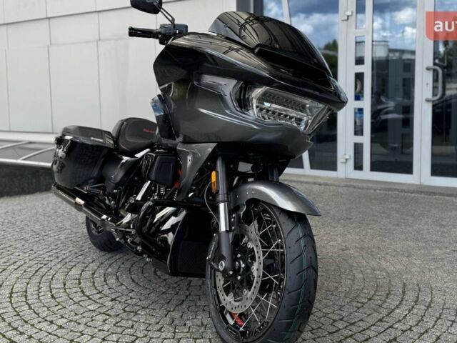 Харлей-Дэвидсон CVO Road Glide 2025 в Киеве на Automoto.ua Харлей-Дэвидсон CVO Road Glide, объемом двигателя 1.98 л и пробегом 0 тыс. км за 61872 $, фото 35 на Automoto.ua