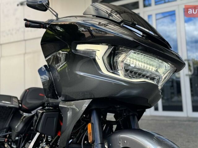 Харлей-Дэвидсон CVO Road Glide 2025 в Киеве на Automoto.ua Харлей-Дэвидсон CVO Road Glide, объемом двигателя 1.98 л и пробегом 0 тыс. км за 61872 $, фото 10 на Automoto.ua