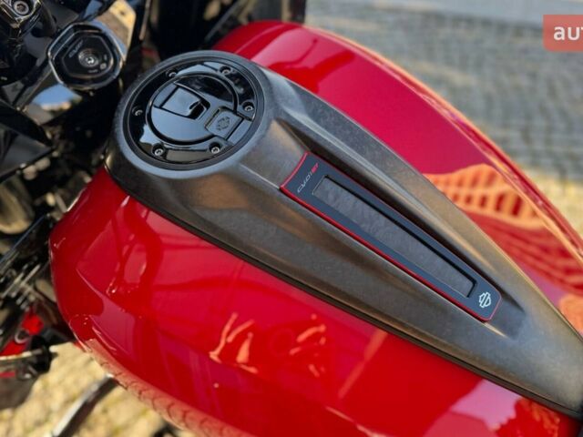 Харлей-Девідсон CVO Road Glide ST, об'ємом двигуна 1.98 л та пробігом 0 тис. км за 62780 $, фото 7 на Automoto.ua