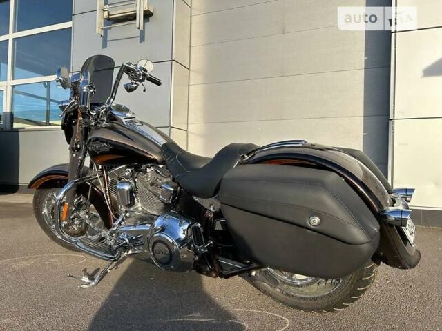 Коричневий Харлей-Девідсон CVO Softail, об'ємом двигуна 1.8 л та пробігом 10 тис. км за 15300 $, фото 12 на Automoto.ua