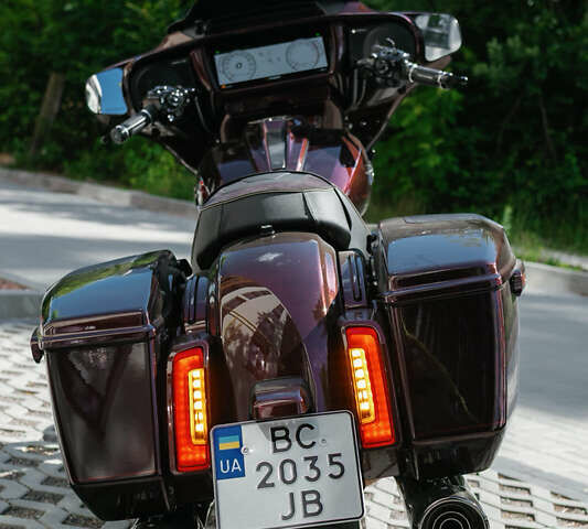 Коричневый Харлей-Дэвидсон CVO Street Glide, объемом двигателя 1.97 л и пробегом 1 тыс. км за 40000 $, фото 10 на Automoto.ua