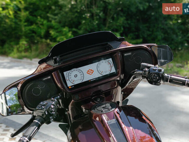 Коричневый Харлей-Дэвидсон CVO Street Glide, объемом двигателя 1.97 л и пробегом 1 тыс. км за 40000 $, фото 49 на Automoto.ua