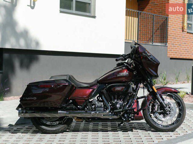 Коричневый Харлей-Дэвидсон CVO Street Glide, объемом двигателя 1.97 л и пробегом 1 тыс. км за 40000 $, фото 7 на Automoto.ua