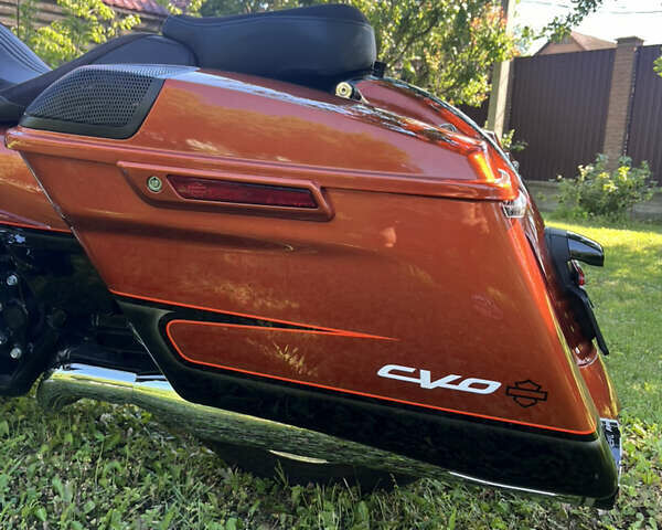 Коричневий Харлей-Девідсон CVO Street Glide, об'ємом двигуна 2 л та пробігом 17 тис. км за 32500 $, фото 9 на Automoto.ua