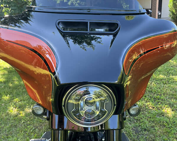 Коричневий Харлей-Девідсон CVO Street Glide, об'ємом двигуна 2 л та пробігом 17 тис. км за 32500 $, фото 11 на Automoto.ua