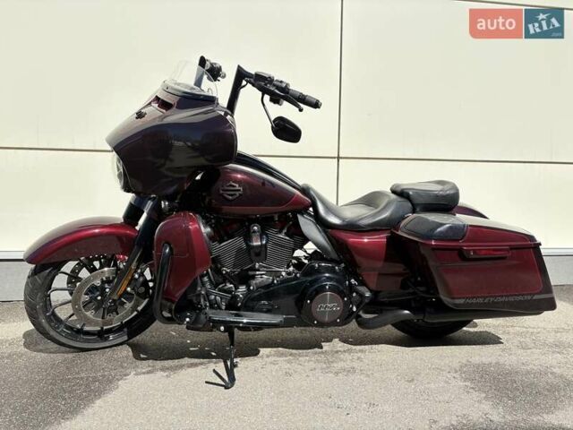 Красный Харлей-Дэвидсон CVO Street Glide, объемом двигателя 2.2 л и пробегом 18 тыс. км за 30400 $, фото 6 на Automoto.ua