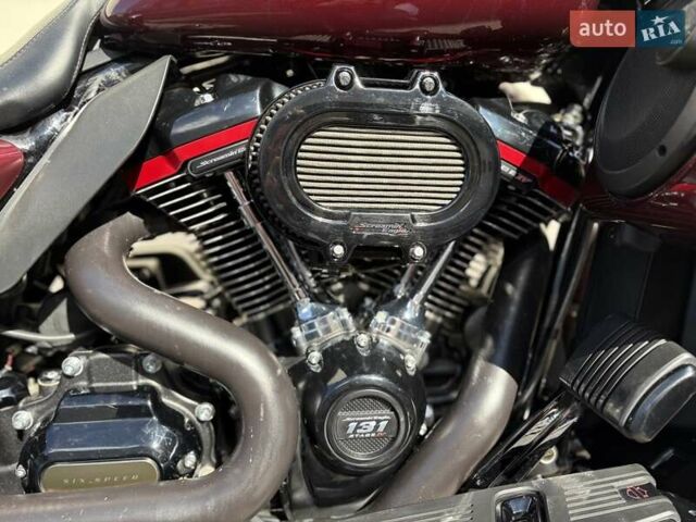 Красный Харлей-Дэвидсон CVO Street Glide, объемом двигателя 2.2 л и пробегом 18 тыс. км за 30400 $, фото 2 на Automoto.ua