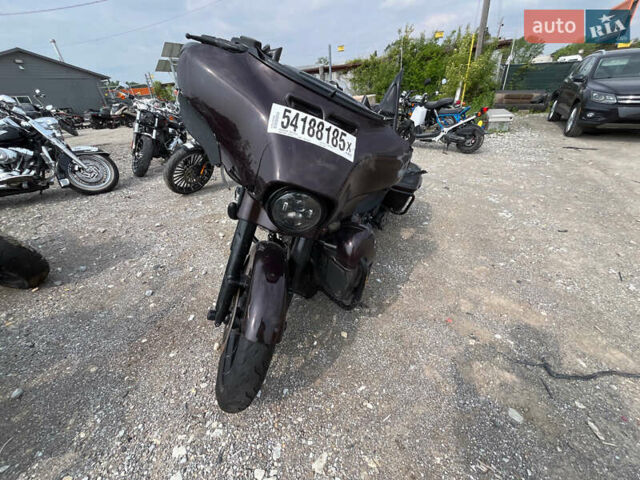 Харлей-Дэвидсон CVO Street Glide, объемом двигателя 0 л и пробегом 21 тыс. км за 24000 $, фото 3 на Automoto.ua