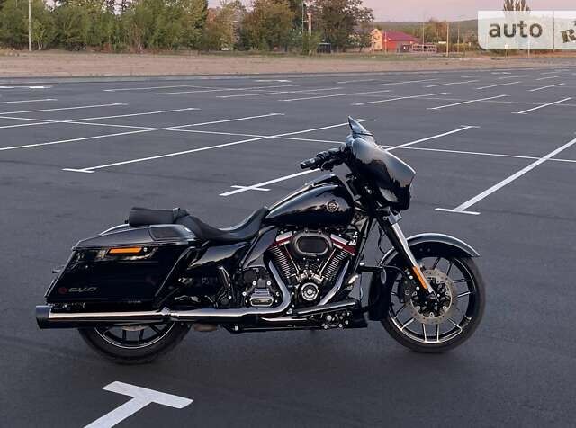 Харлей-Дэвидсон CVO Street Glide, объемом двигателя 0 л и пробегом 21 тыс. км за 41000 $, фото 7 на Automoto.ua